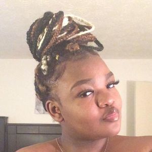 Meet your Posher, Destiny